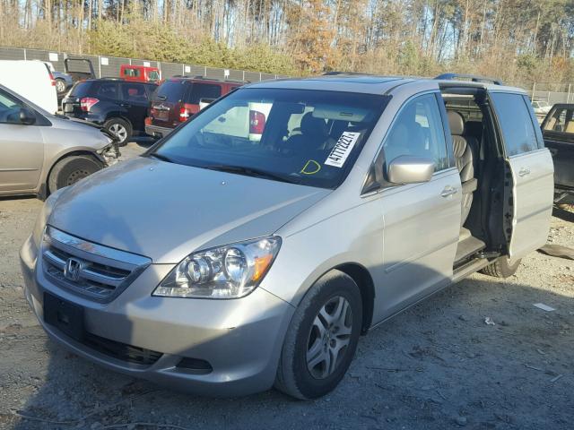 5FNRL38715B114468 - 2005 HONDA ODYSSEY EX SILVER photo 2