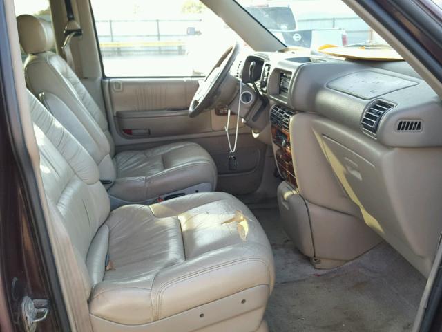 1C4GH54L8RX133909 - 1994 CHRYSLER TOWN & COU BURGUNDY photo 5