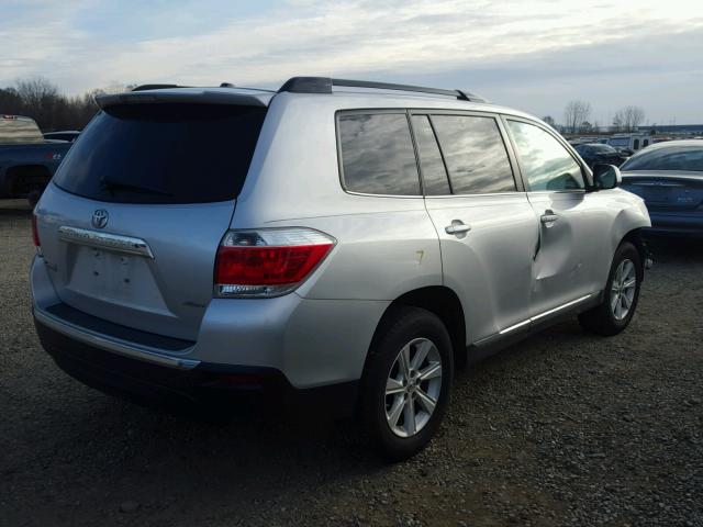 5TDBK3EH1BS046598 - 2011 TOYOTA HIGHLANDER SILVER photo 4