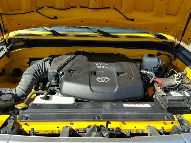 JTEBU11F38K047086 - 2008 TOYOTA FJ CRUISER YELLOW photo 7