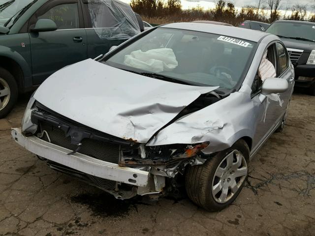 2HGFA16558H357036 - 2008 HONDA CIVIC LX SILVER photo 2