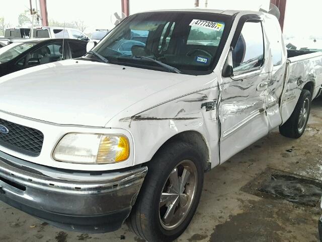 1FTRX17L3WKC38172 - 1998 FORD F150 WHITE photo 9