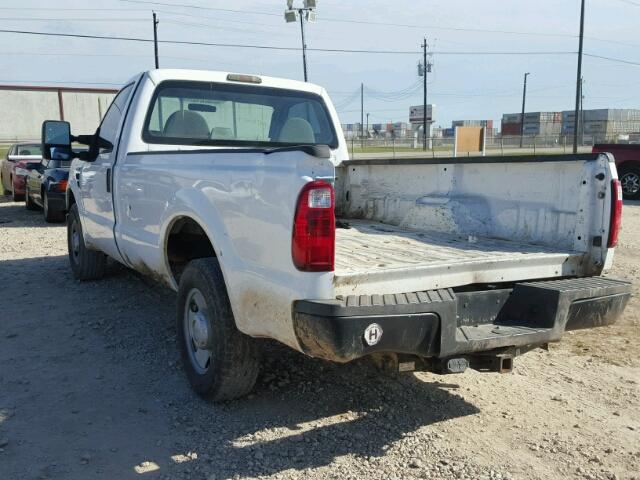 1FTNF20528EB47706 - 2008 FORD F250 SUPER WHITE photo 3