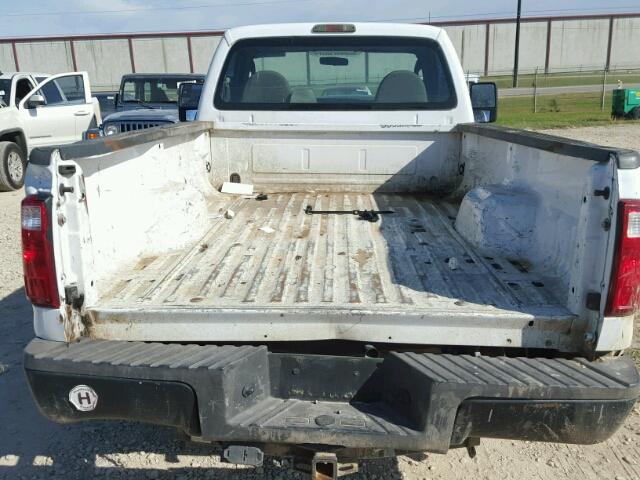 1FTNF20528EB47706 - 2008 FORD F250 SUPER WHITE photo 6