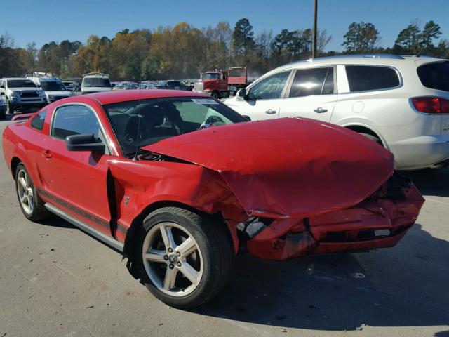 1ZVHT80N395142215 - 2009 FORD MUSTANG RED photo 1