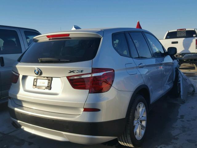 5UXWX9C56D0A28359 - 2013 BMW X3 XDRIVE2 Srebrny zdjęcie 4