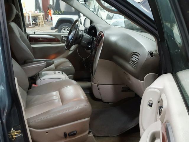 2A4GP54L96R690237 - 2006 CHRYSLER TOWN & COU TEAL photo 5