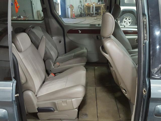2A4GP54L96R690237 - 2006 CHRYSLER TOWN & COU TEAL photo 6