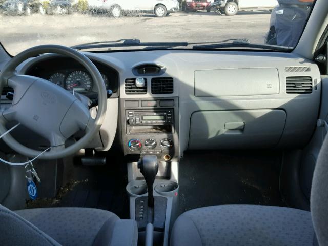 KNADC165546234944 - 2004 KIA RIO CINCO GRAY photo 9