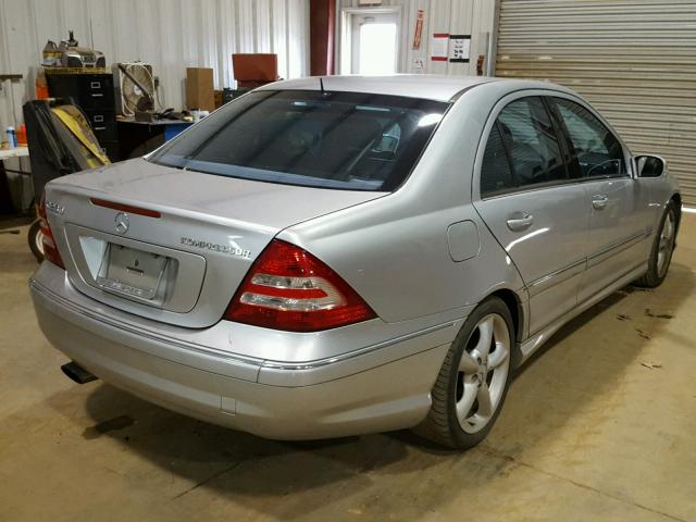 WDBRF40J95A713890 - 2005 MERCEDES-BENZ C 230K SPO SILVER photo 4