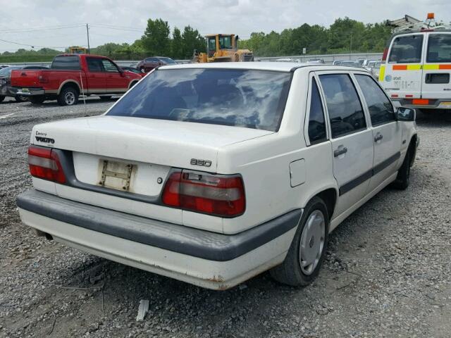 YV1LS5552T1338131 - 1996 VOLVO 850 BASE WHITE photo 4