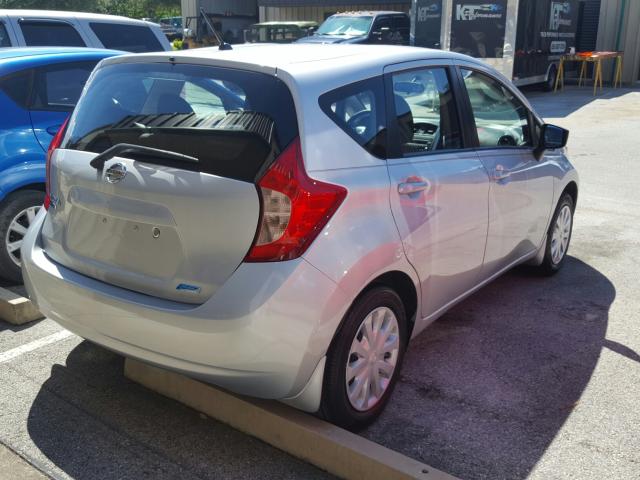 3N1CE2CP6GL385938 - 2016 NISSAN VERSA NOTE SILVER photo 4
