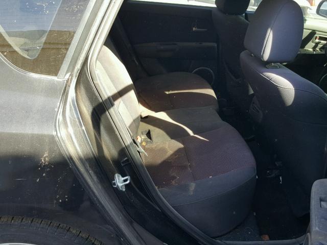JM1BK143661432706 - 2006 MAZDA 3 HATCHBAC BLACK photo 6
