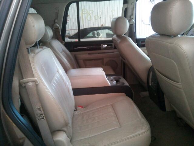 5LMFU28R73LJ38921 - 2003 LINCOLN NAVIGATOR BEIGE photo 6