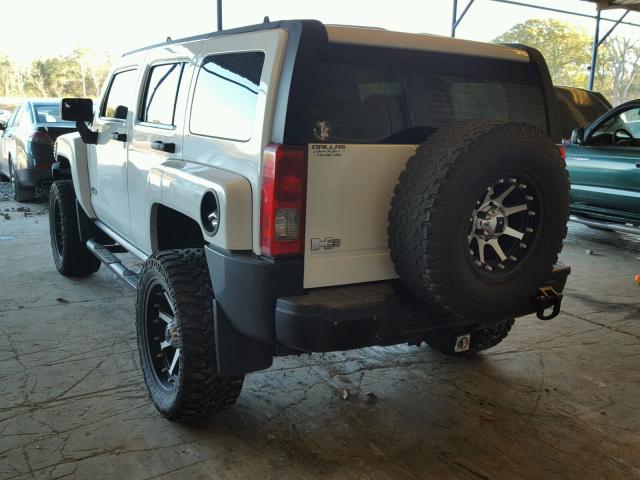 5GTDN136268164717 - 2006 HUMMER H3 WHITE photo 3