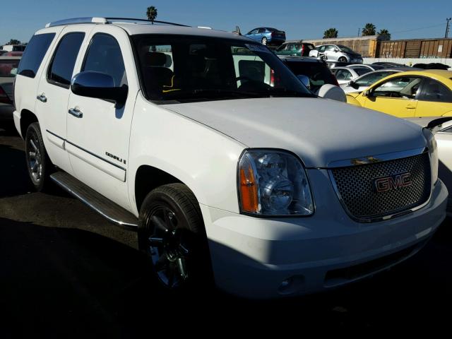 1GKFK63877J344538 - 2007 GMC YUKON DENA WHITE photo 1