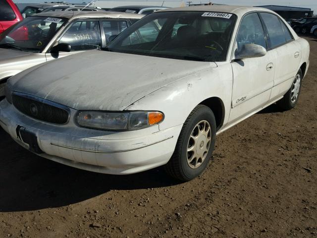 2G4WS52J221147401 - 2002 BUICK CENTURY CU WHITE photo 2