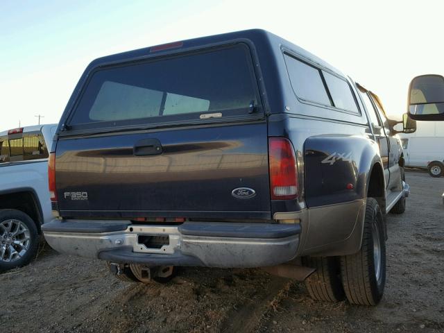 1FTWW33F0YEB99060 - 2000 FORD F350 SUPER BLUE photo 4