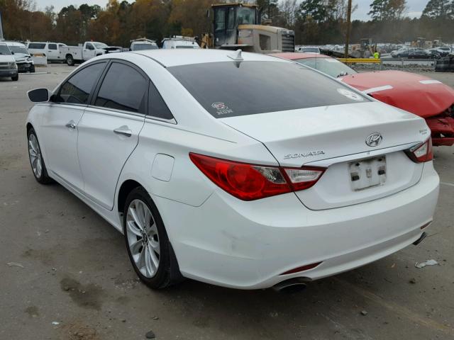 5NPEC4AC7BH114998 - 2011 HYUNDAI SONATA SE WHITE photo 3