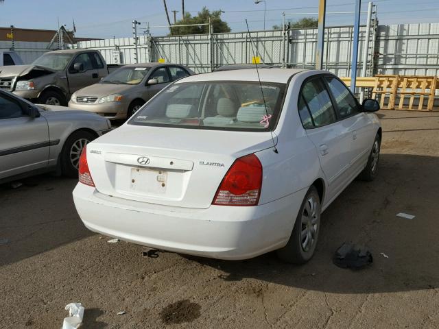 KMHDN46D65U068187 - 2005 HYUNDAI ELANTRA GL WHITE photo 4