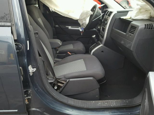 1J8FF47W98D733364 - 2008 JEEP COMPASS SP BLUE photo 5