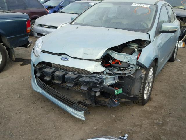 1FADP3R42DL139884 - 2013 FORD FOCUS BEV TEAL photo 9