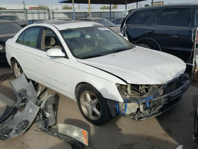 5NPEU46FX7H249335 - 2007 HYUNDAI SONATA SE WHITE photo 1