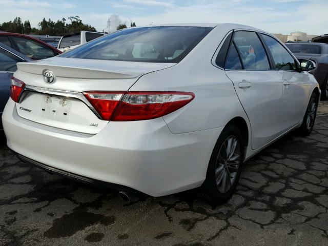 4T1BF1FK3FU906257 - 2015 TOYOTA CAMRY LE 白色 照片 4