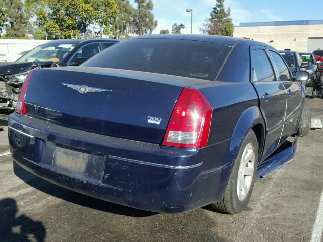 2C3JA53G05H590814 - 2005 CHRYSLER 300 TOURIN BLUE photo 4