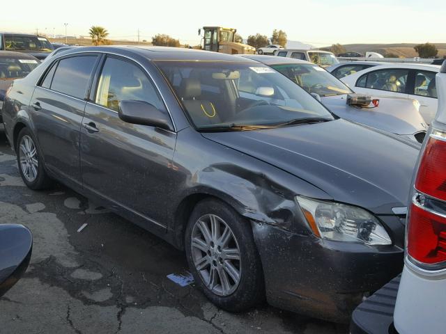 4T1BK36B25U036068 - 2005 TOYOTA AVALON XL GRAY photo 1