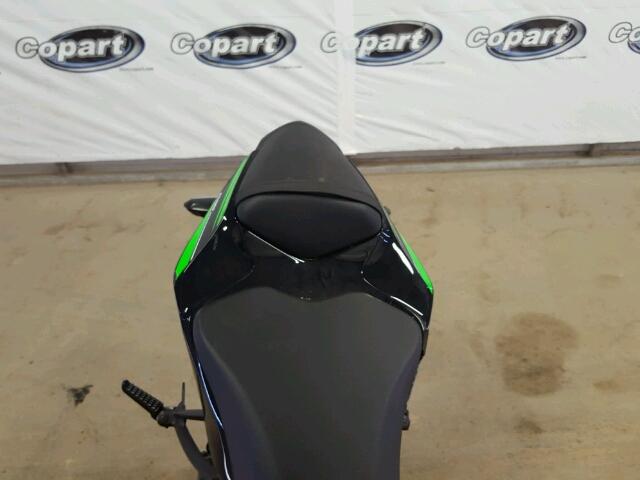 JKBZXJE15GA020068 - 2016 KAWASAKI ZX636 E TWO TONE photo 6