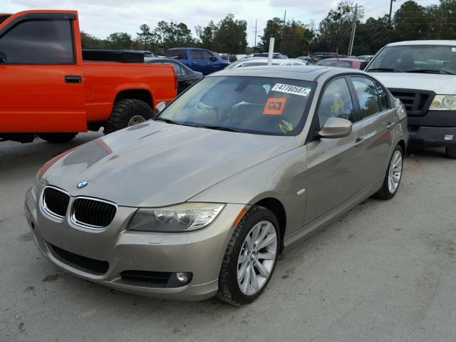 WBAPH7C59BE676294 - 2011 BMW 328 I BROWN photo 2