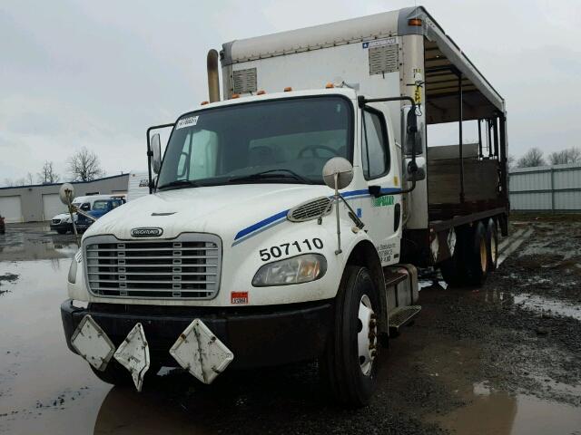 1FVHCYDC47HY87924 - 2007 FREIGHTLINER M2 106 MED WHITE photo 2