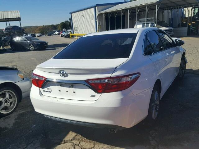 4T1BF1FK9GU125437 - 2016 TOYOTA CAMRY LE WHITE photo 4