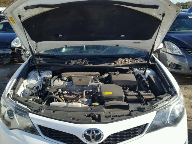 4T1BF1FK1DU703428 - 2013 TOYOTA CAMRY L WHITE photo 7