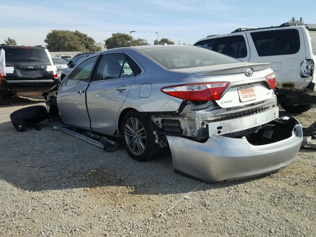 4T1BF1FK0FU499420 - 2015 TOYOTA CAMRY LE SILVER photo 3