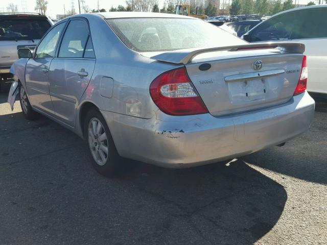 4T1BE30KX4U294336 - 2004 TOYOTA CAMRY LE 银色 照片 3