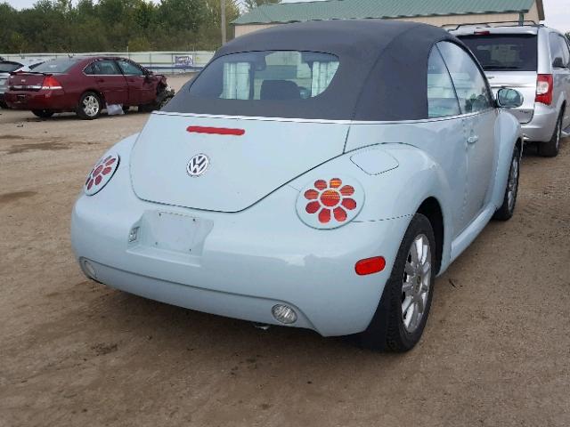 3VWCM31Y85M317940 - 2005 VOLKSWAGEN NEW BEETLE 蓝色 照片 4