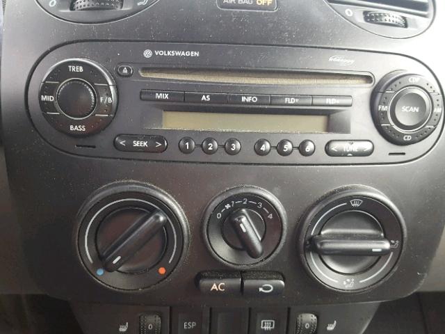 3VWCM31Y85M317940 - 2005 VOLKSWAGEN NEW BEETLE 蓝色 照片 9