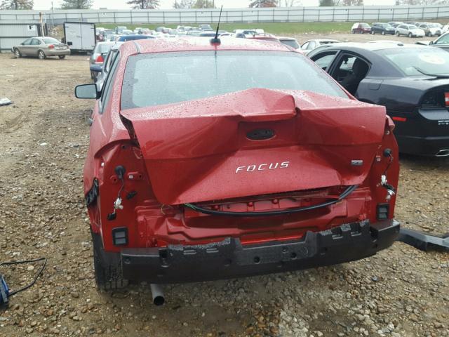 1FAHP3FN1BW165483 - 2011 FORD FOCUS SE RED photo 9