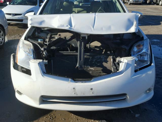 3N1AB6AP7AL697980 - 2010 NISSAN SENTRA 2.0 WHITE photo 9