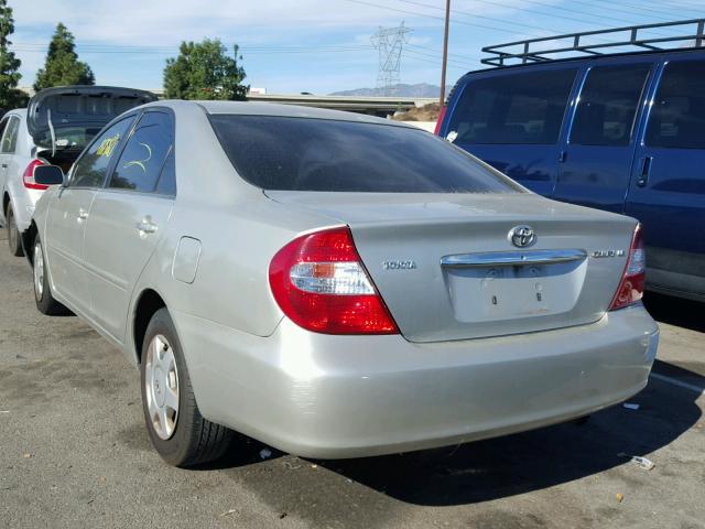 JTDBE32K230179737 - 2003 TOYOTA CAMRY LE SILVER photo 3