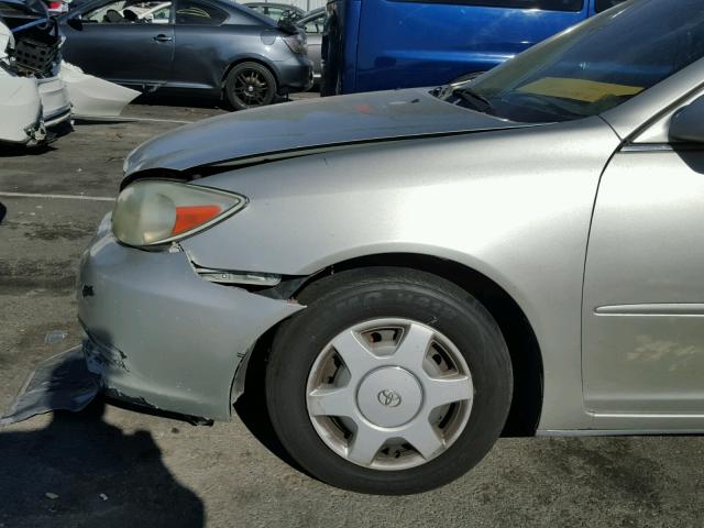 JTDBE32K230179737 - 2003 TOYOTA CAMRY LE 银色 照片 9