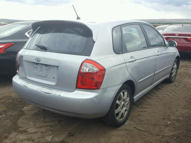 KNAFE161255089238 - 2005 KIA SPECTRA5 GRAY photo 4