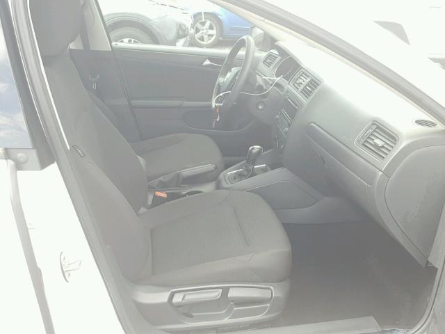 3VW2K7AJ0FM291265 - 2015 VOLKSWAGEN JETTA BASE WHITE photo 5
