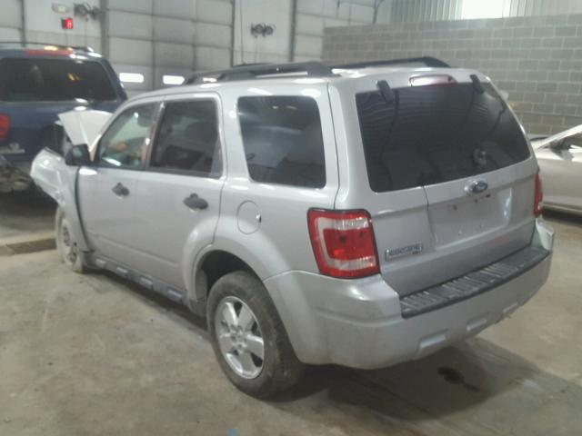 1FMCU03Z78KA07874 - 2008 FORD ESCAPE XLT SILVER photo 3