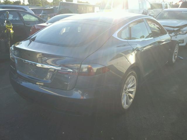 5YJSA1E21HF192290 - 2017 TESLA MODEL S GRAY photo 4