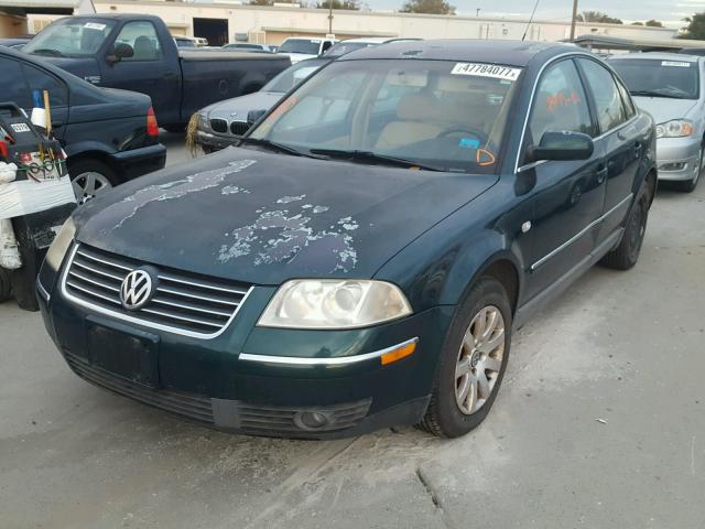 WVWSH63B82P060880 - 2002 VOLKSWAGEN PASSAT GLS GREEN photo 2