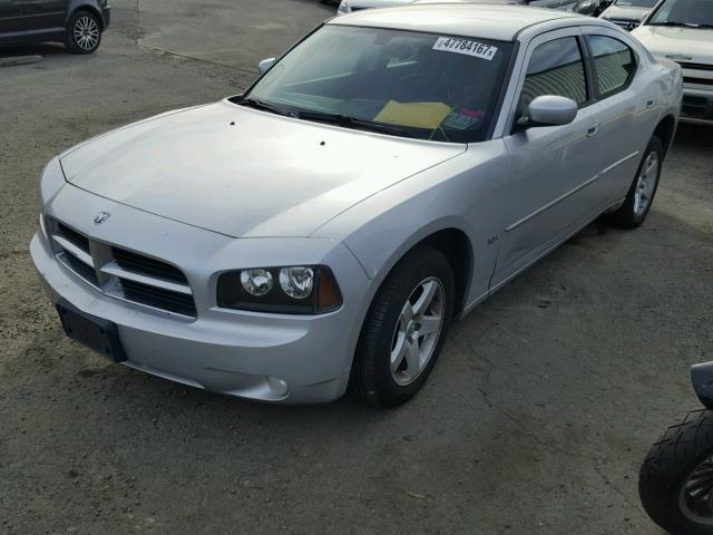 2B3CA3CV1AH307565 - 2010 DODGE CHARGER SX SILVER photo 2