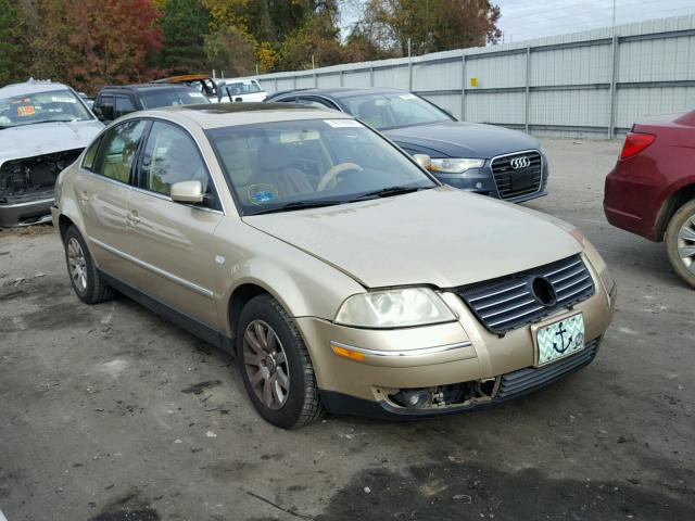 WVWSH63B01E215304 - 2001 VOLKSWAGEN PASSAT GLS CREAM photo 1